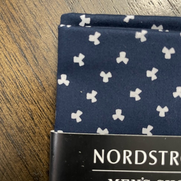 Nordstrom Perfect Pocket Square // Blue and White pattern - Picture 2 of 3